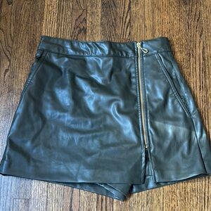 Zara Dark Green Leather Skirt with Zipper